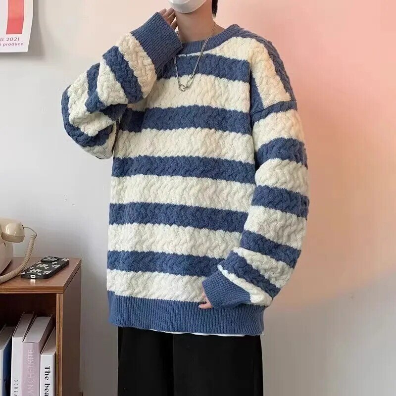 2024 Men's Autumn Winter New Striped Knitted Tops Male O-neck Loose Sweaters Top Men Streetwear Long Sleeve Pullovers S173