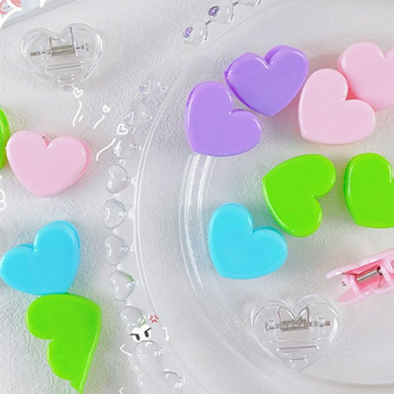 Mini Cartoon plástico selagem clipes, Cute Love Clip, Pasta de armazenamento durável, Papelaria de escritório simples, 10pcs