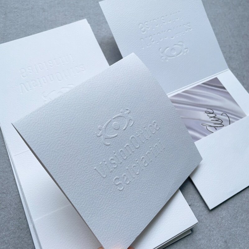 Customized product、High quality luxury business thank you card holder envelope custom embossed logo texture paper envelopes for
