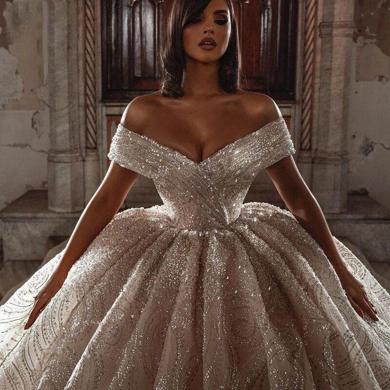 Brokat z odkrytymi ramionami suknie balowe luksusowe błyszczące cekiny koraliki kościelna suknia ślubna koronkowa wykonywana na zamówienie do tyłu Vestido de novia