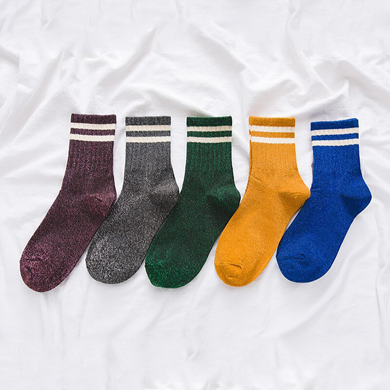 Mode Gestreiften Glitter Socken Für Frauen Harajuku Shiny Socken Trendy Streetwear Filigrane Baumwolle Lose Socken Niedliche Weibliche Dessous