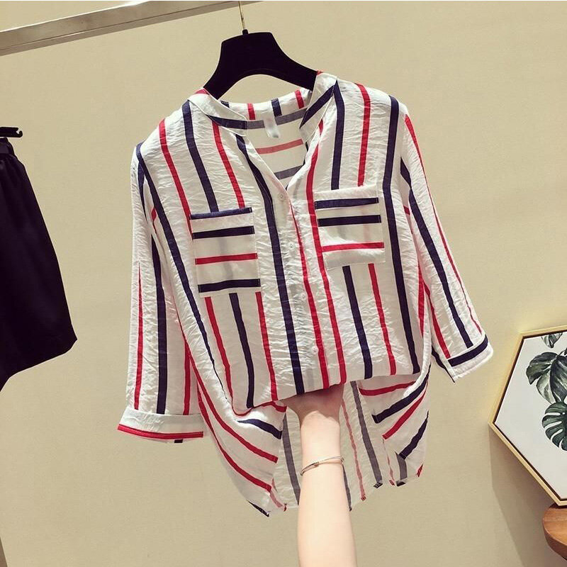 2024 New Summer KPOP Fashion Style Retro Korean Style Loose Office Lady T-shirts for Women Striped Knitting V Neck Pockets Tops