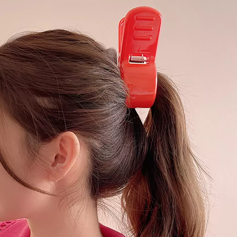 2024 Cute Arrietty Cosplay Shark Hair Clip for Adult Kid Red Ponytail Hairpin Fashion Korean Hair Claw Headwear Accessories Gift