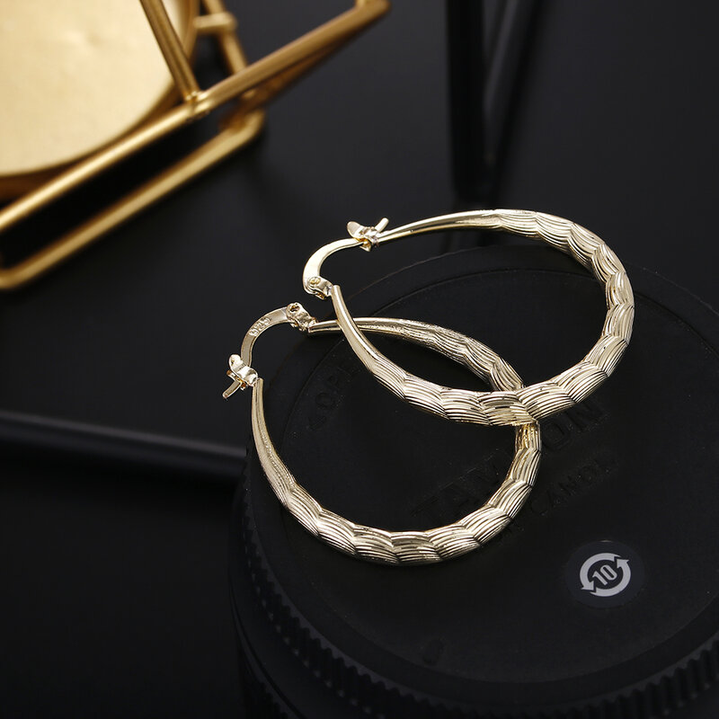 U Form Kleine Hoop Ohrringe Gold Farbe Frauen Ohrringe Mode Glatte Hoop Ohrringe für Frauen Engagement Hochzeit Schmuck Geschenk