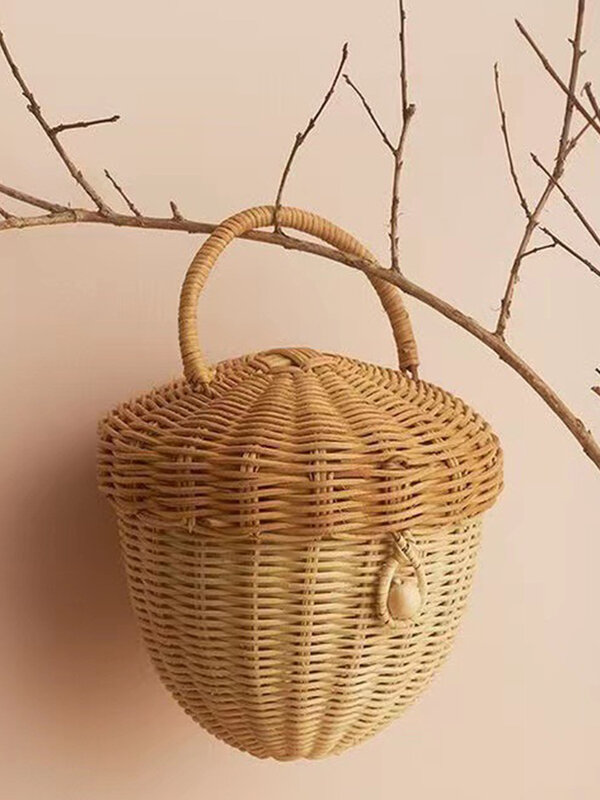 Rattan Basket Bag para Mulheres, Wicker Woven Handbag para Mulheres, Cute Beach Straw Bag para Férias, Pine Cone Designer,