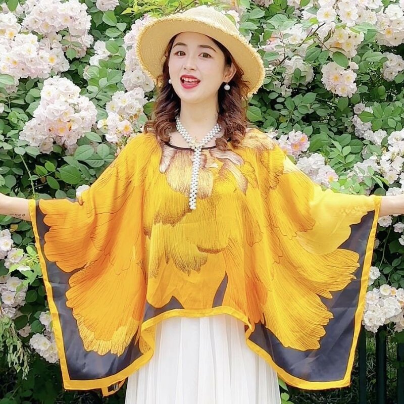 Poncho de protección solar para mujer, bufanda versátil emparejada, ropa de ocio suelta con protector solar de verano, imitación de seda