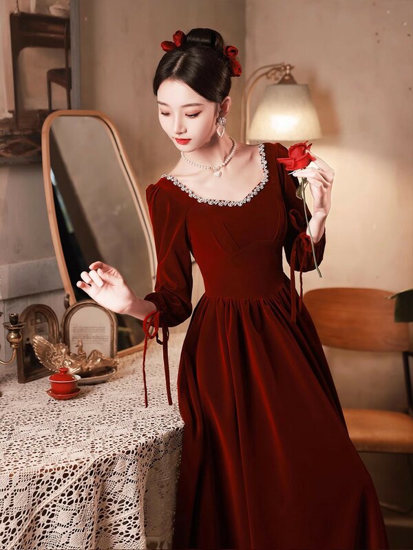 Vestido de noite formal de veludo vermelho vinho feminino, manga comprida retrô, colarinho quadrado cristal, ajuste fino, vestido maxi com renda, vestido de festa feminino