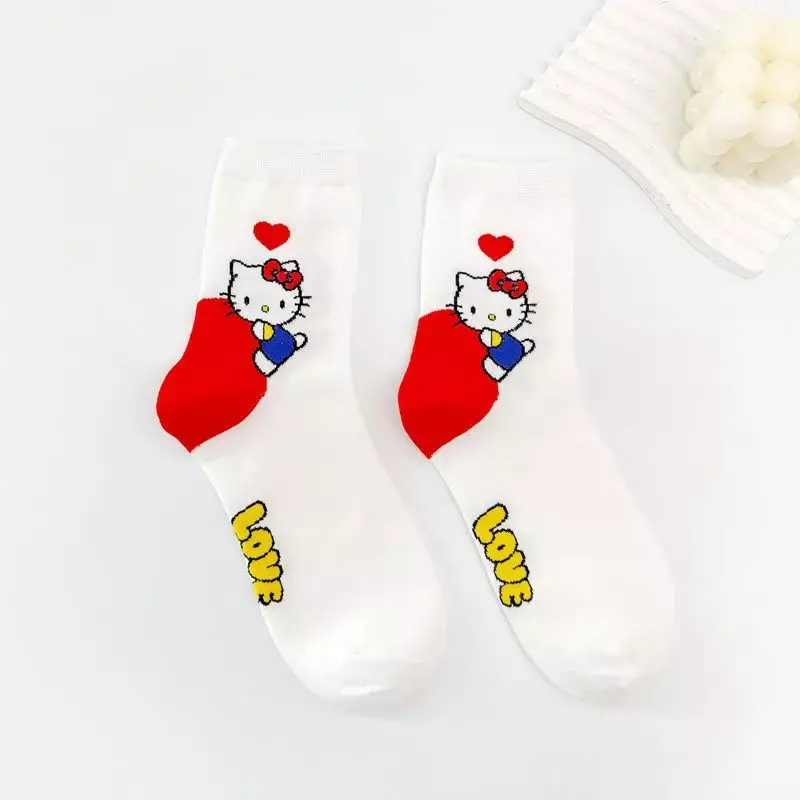 Sanrio ถุงเท้ารูปตัวการ์ตูนใหม่ลายสก๊อตขนาดกลางสำหรับผู้หญิง, ถุงเท้าคอตตอนลายเฮลโลคิตตี้สีชมพูน่ารักใส่ได้หลายโอกาสขายส่ง