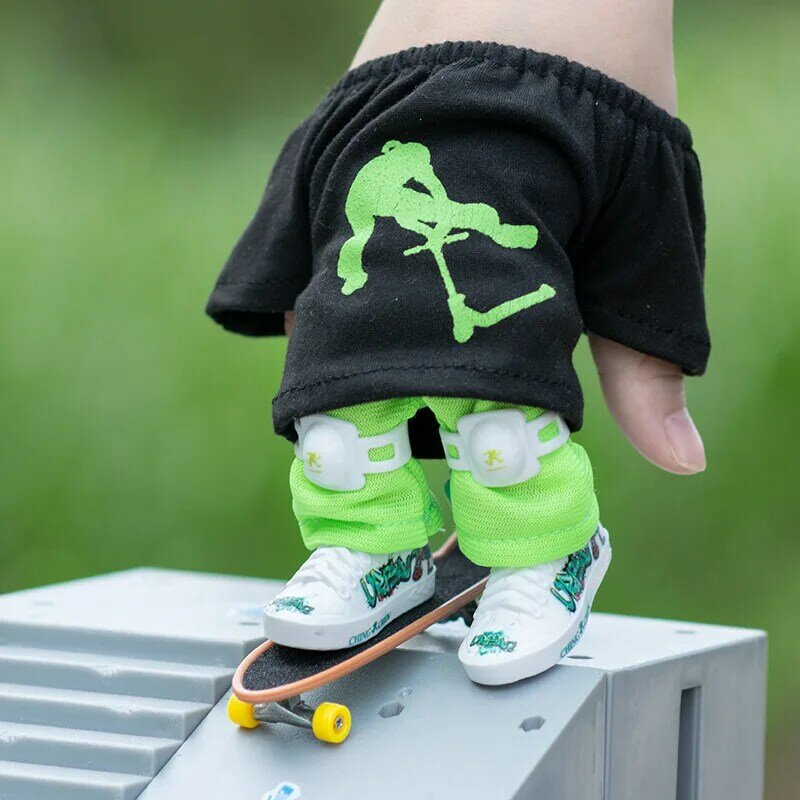 Deskorolki zabawka na palec Mini hulajnoga fingerboard ze spodniami buty i narzędzia Mini hulajnoga fingerboard zabawki Mini deskorolka zabawka na palec na prezent