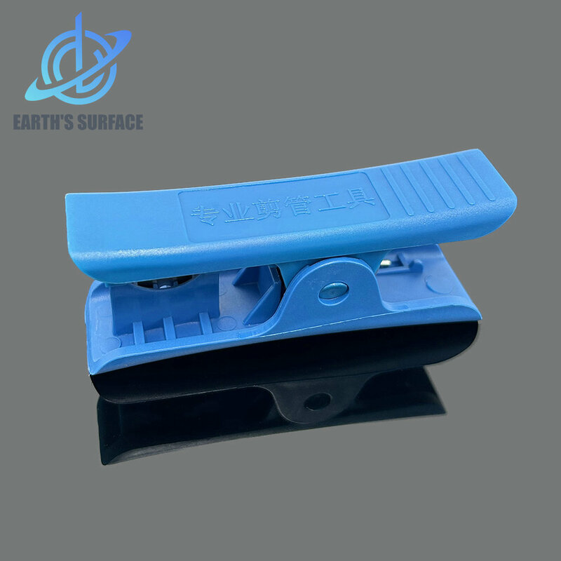 DB-3D ส่วนเครื่องพิมพ์ PTFE เครื่องตัดท่อพีวีซีสีฟ้าคลาสสิกเครื่องมือตัด PU พร้อมสปริงแรงบิดพับอัตโนมัติ