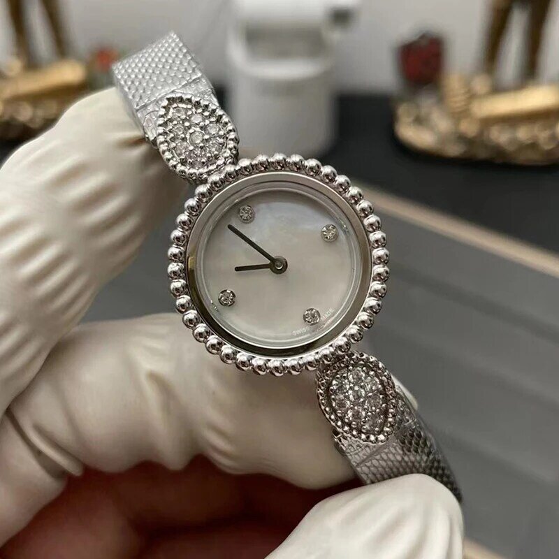 女性のための真珠のクォーツ時計のお母さん,ビーズのダイヤモンドが包まれたデザイン,316のスチールケース,高級時計,新しいファッション,2024