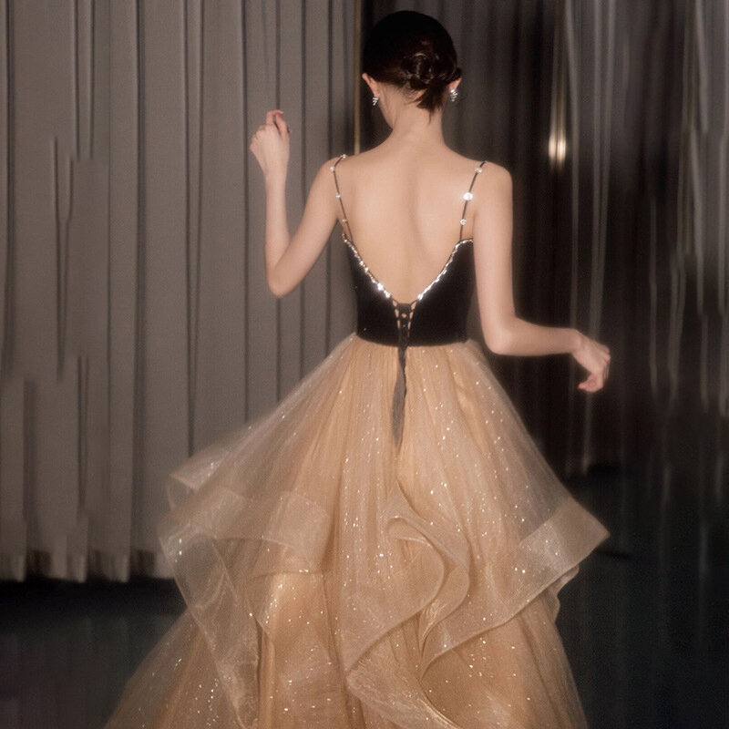 Vestido feminino de estilo luxuoso, nicho francês, vestido de fada cintilante, sentido de alta qualidade, banquete leve, verão, 2024