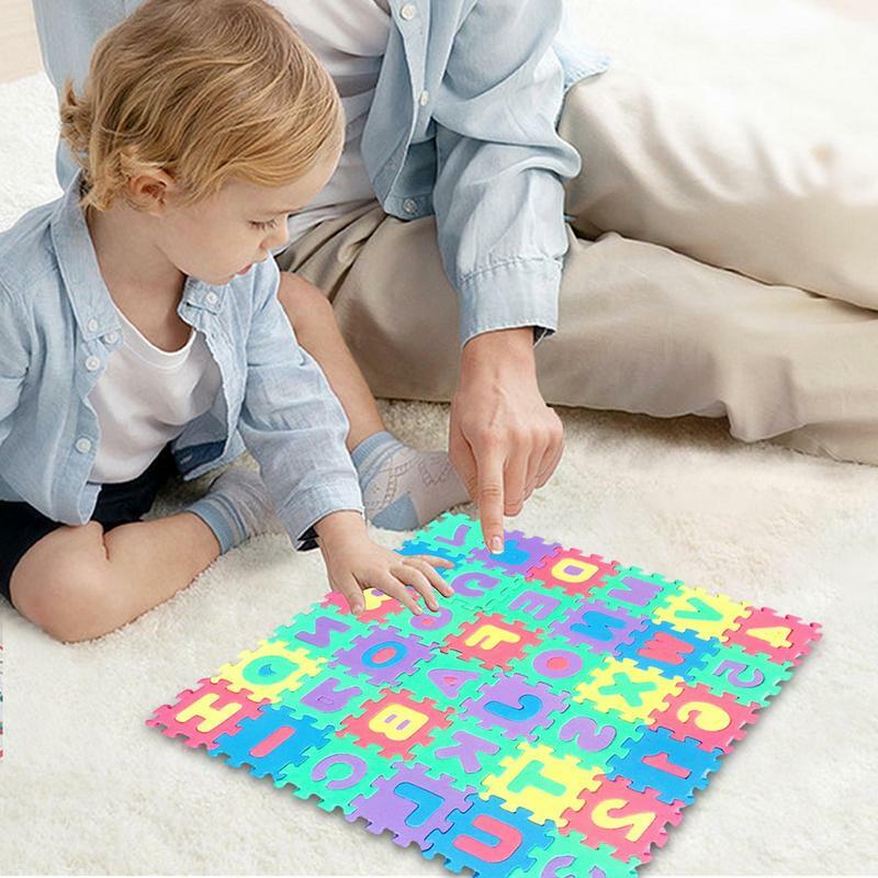 Schaumstoff fliesen 36 Fliesen Spiel matten für Bodenschaum-Bodenfliesen mit Alphabet und Zahlen öffnen Kinder köpfe für die Familie