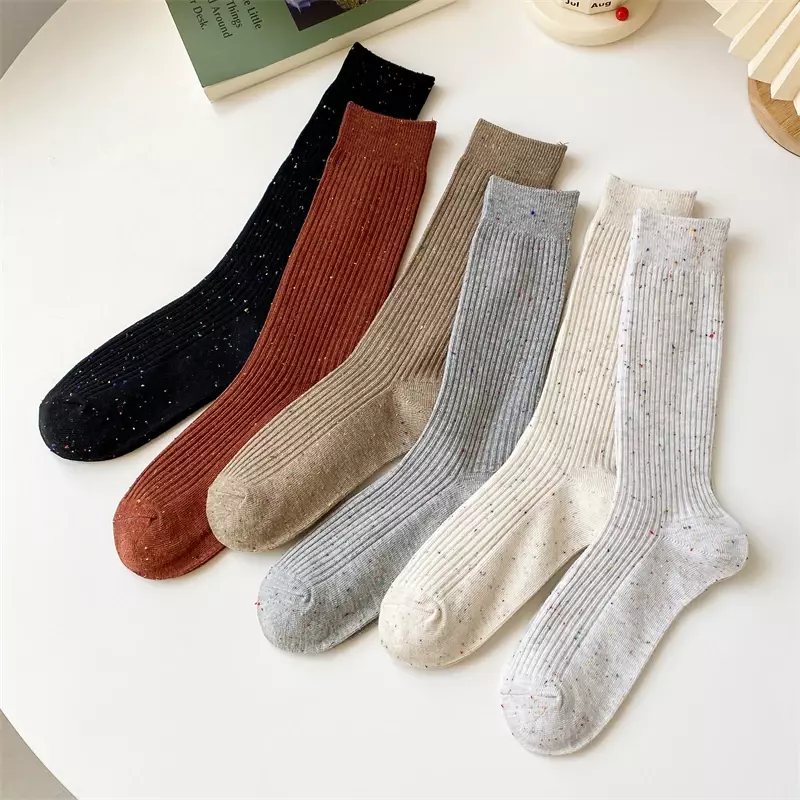Женские длинные носки, высококачественные теплые толстые носки средней длины карамельных цветов в Корейском стиле, трендовые элегантные носки с ворсом для женщин на осень и зиму