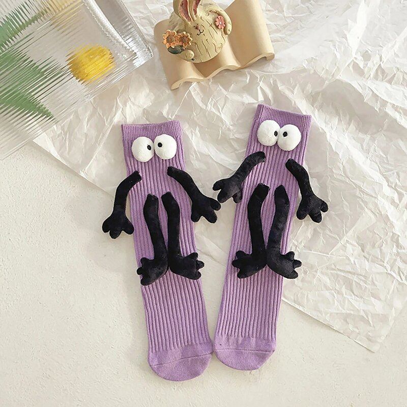 Magnetic Hand Holding Crew Socks Funny Magnetic Suction 3D Doll Socks for Male Female Neutral d88