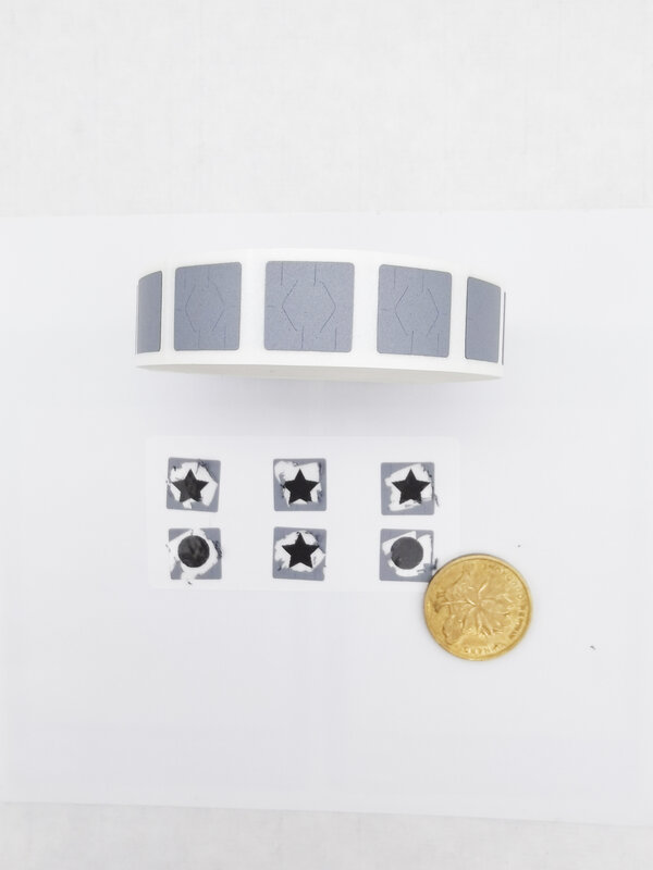 Pegatina pequeña gris para tarjetas ganadoras, 1000 piezas por rollo, 10x10mm, recarga de tarjetas