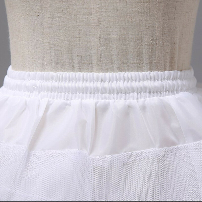 Neuankömmling schwarz weiß Frauen Mädchen Petticoats 3 Schichten kurze Hochzeit Petticoats Unterrock 2024