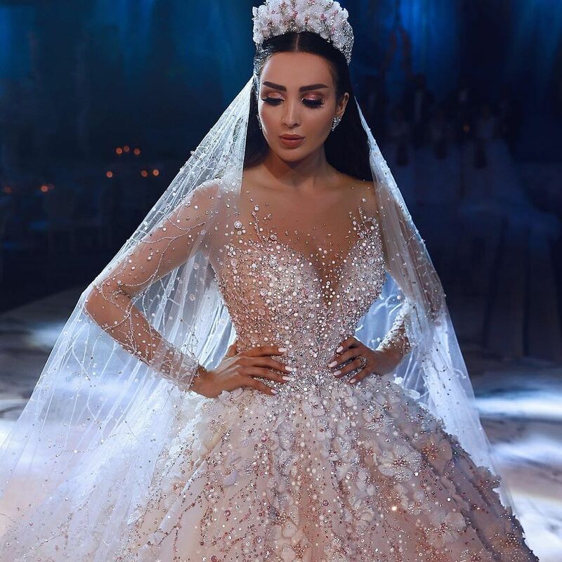 Luxury Wedding Dress Sparkly Princess Strapless Beading Illusion Sleeve Sweatheart Dress Fluffy Bride Gown