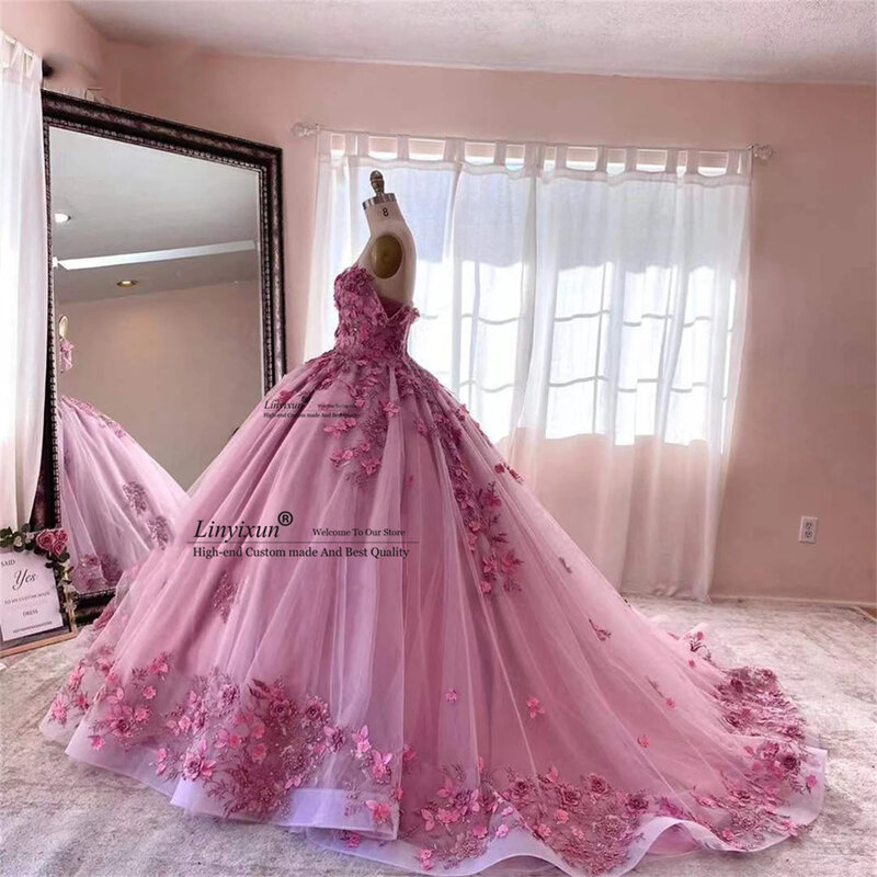 Платье Бальное розовое с цветочной аппликацией и открытыми плечами, 15 лет