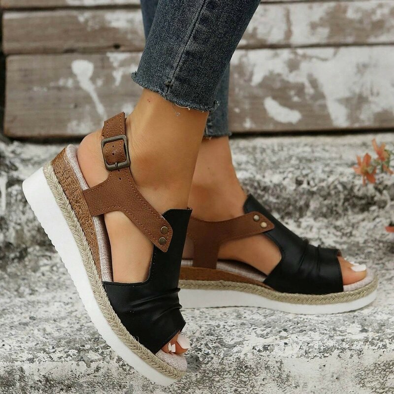 รองเท้ารัดส้นแบบมีตัวล็อกสำหรับผู้หญิงรองเท้าแตะพื้นนิ่มลำลองกลางแจ้งรองเท้าฤดูร้อนรองเท้าแตะชายหาด