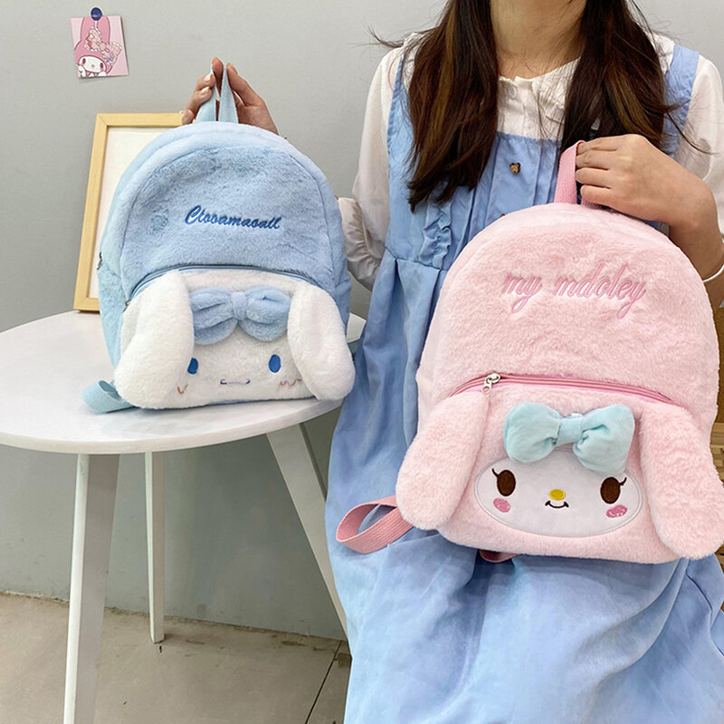 Sanrio peluche zaino donna Kawaii Hello Kitty Kuromi Mymelody Cinnamoroll zainetto di grande capacità Cartoon Cute Girl Travel Bag