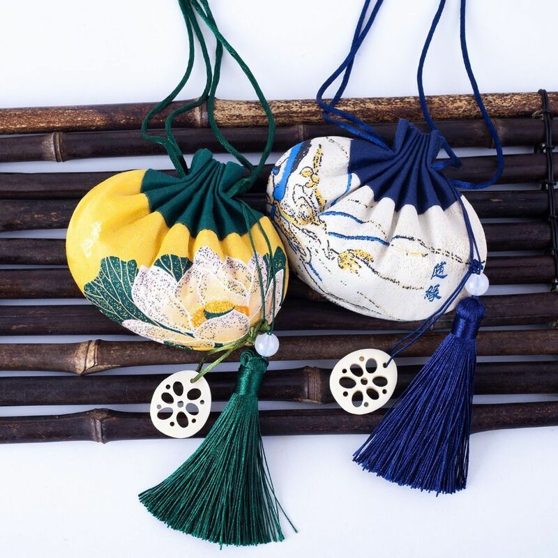 Bustina con ciondolo a fette di radice di loto Dragon Boat Festival tasca in broccato borsa in stile cinese piccola borsa per benedizione