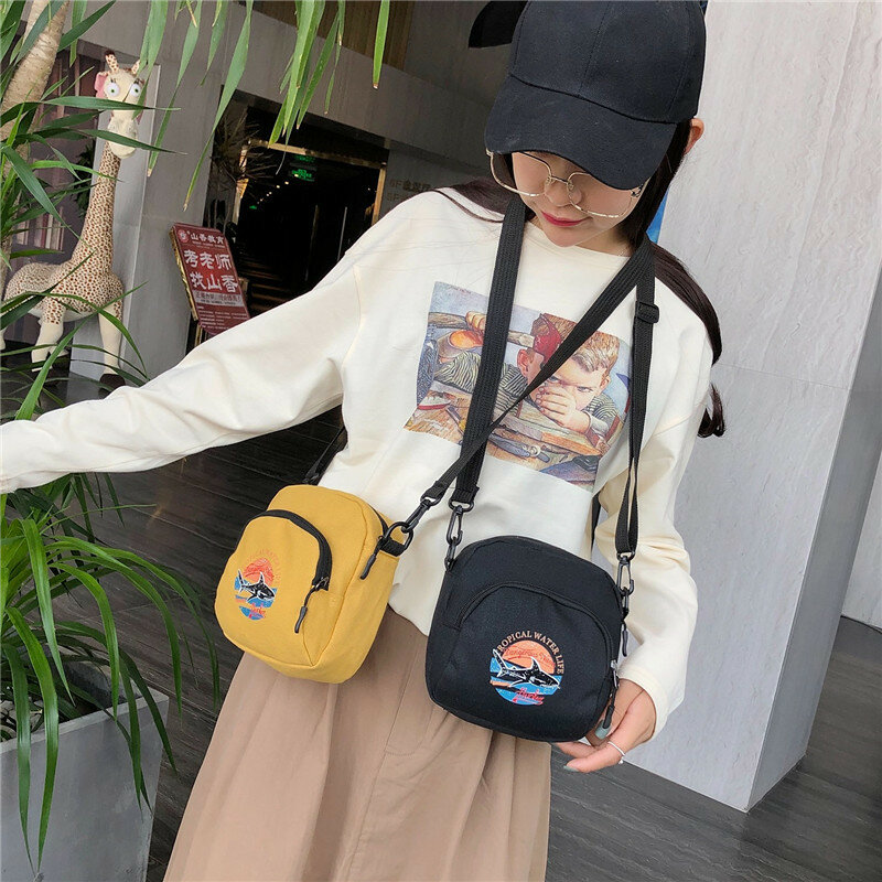Women Canvas Handbags Korean Mini Student Bag Cell Phone Bags Simple Small Crossbody Bags Casual Ladies Flap Shoulder Bag