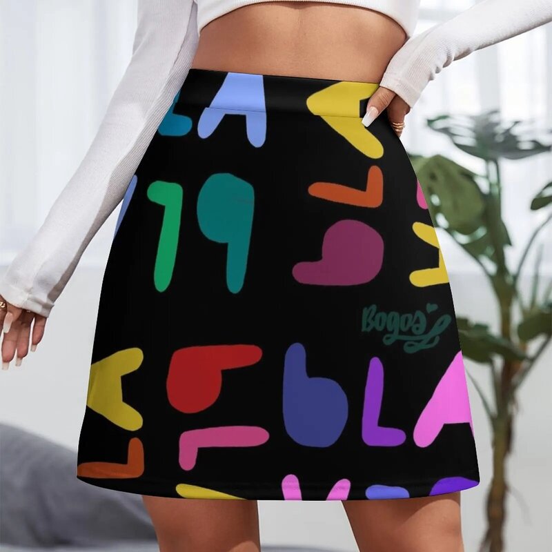 Mini-saia elegante de mulher, Blah Blah Vestuário, Saias Sociais Femininas, Novidades, Verão, 2023