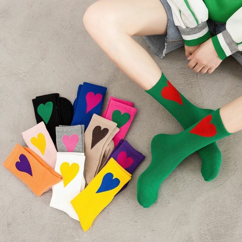 5pc Herbst neue Frauen Socken niedlichen Süßigkeiten Farbe Liebes muster personal isierte Socken koreanischen Stil Street Fashion Mode Sport Socken
