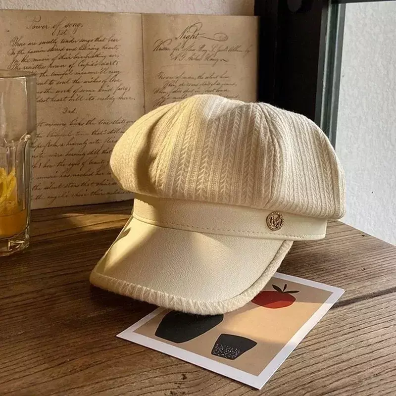 Koreańska wersja czapka damska zagęszczona skóra brytyjski Beret Retro pleciony list w paski ośmiokątny kapelusz kapelusz odporny na zimno kaczodziób