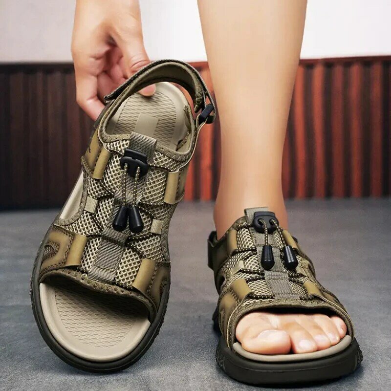Sandálias masculinas de malha respirável, sapato antiderrapante, confortável, leve, casual, chinelos de caminhada, monocromáticos, verão