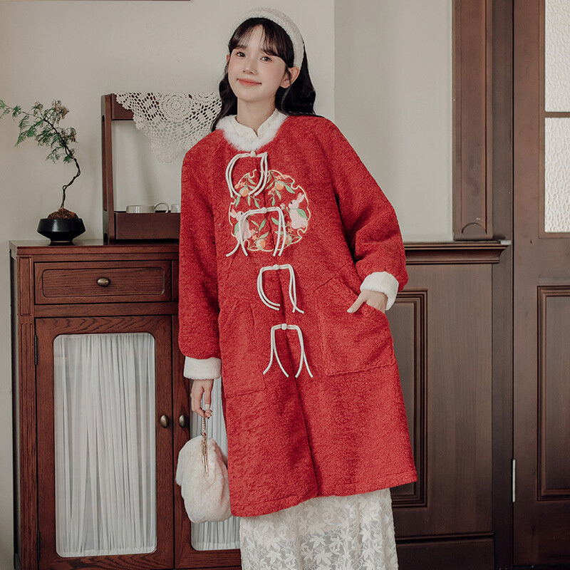เสื้อโค้ทบุขนสัตว์เทียมสไตล์ประจำชาติของผู้หญิงเสื้อโค้ทผ้าคอตตอนปักลายปกป้องสิ่งแวดล้อมเสื้อโค้ทจีน