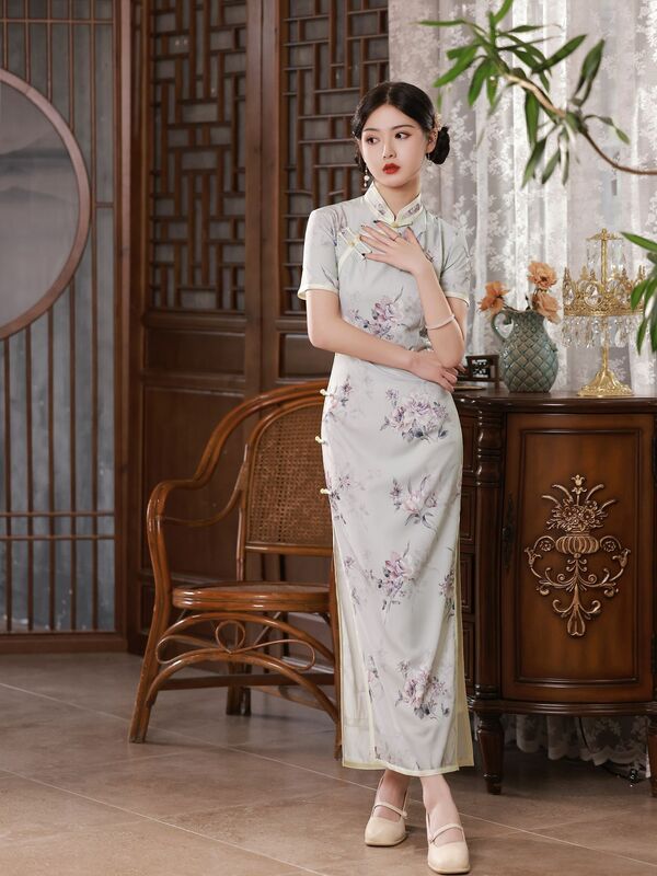 Cheongsam ajustado con estampado Floral para mujer, estilo chino, Qipao de manga corta Retro, verano 2023