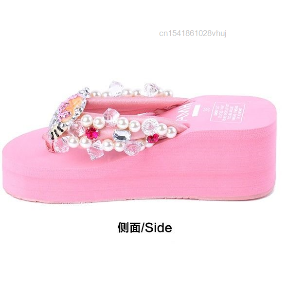 Sandal Flip Flop Lembut Sanrio Hello Kitty Sepatu Slide Pantai Y2k Wanita Sandal Platform Hak Tinggi Wedge Kasual Kawaii Wanita
