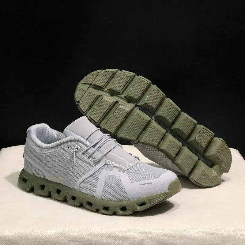 Running Outdoor shoes scarpe firmate Platform Sneakers nuvole sport ammortizzanti tutto nero bianco grigio per donna Mens Train