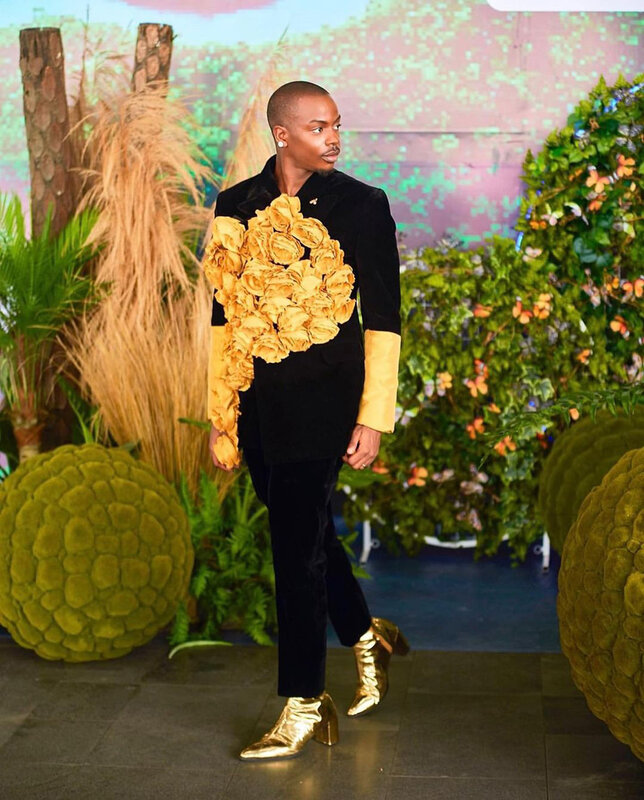 Moda na wieczór garnitury imprezowe dla mężczyzn 3D-kwiatowy wycięcie klapy odzież dla pana młodego Slim Fit smoking bal Party 2 Pcs kurtka spodnie