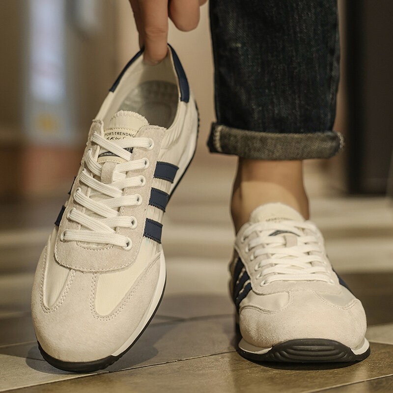 Zapatos deportivos para correr para hombre, zapatillas informales versátiles, suela suave, color blanco, a la moda, novedad de verano, 2024