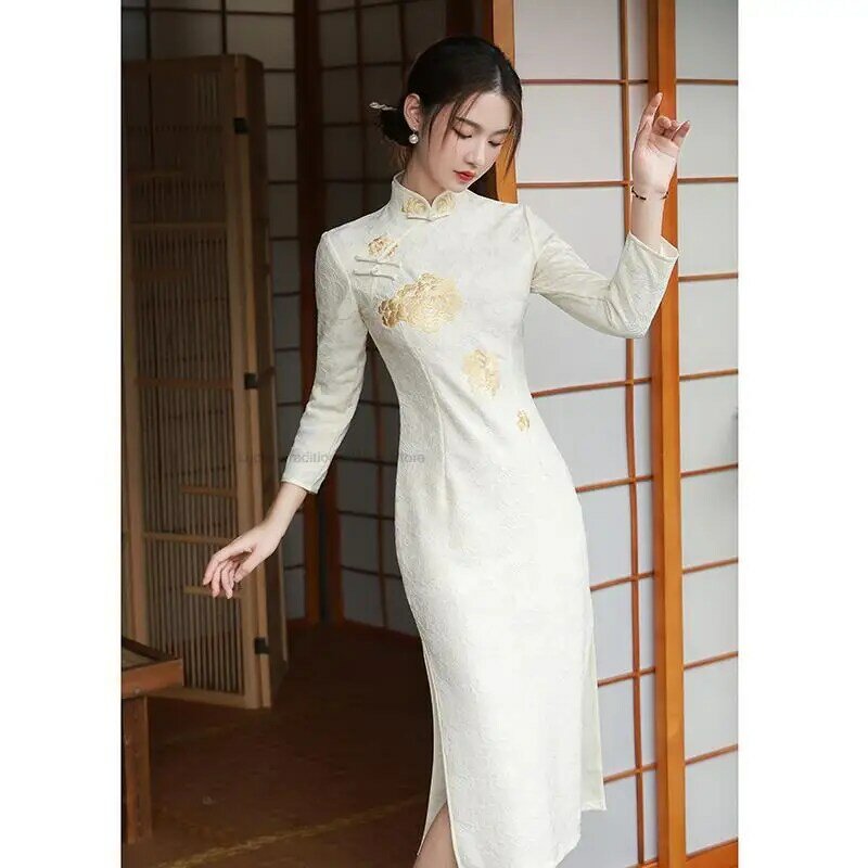 Cheongsam mejorado para mujer, vestidos largos Retro elegantes y sexys con abertura bordada, novedad de primavera y otoño, 2023
