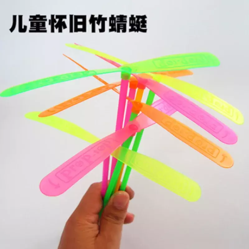 Mainan Klasik Luar Ruangan Baling-Baling Capung Bambu Plastik Baru 5-50 Buah Hadiah Anak Panah Terbang Putar Warna Acak Multiwarna