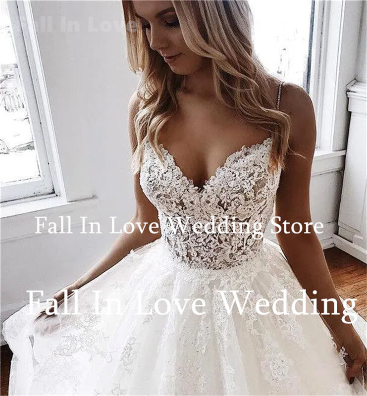 Zakochaj się w ślubnej sukni plażowej dla kobiet paski Spaghetti koronkowe aplikacje suknia ślubna do podłogi w stylu New Vestidos De Novia