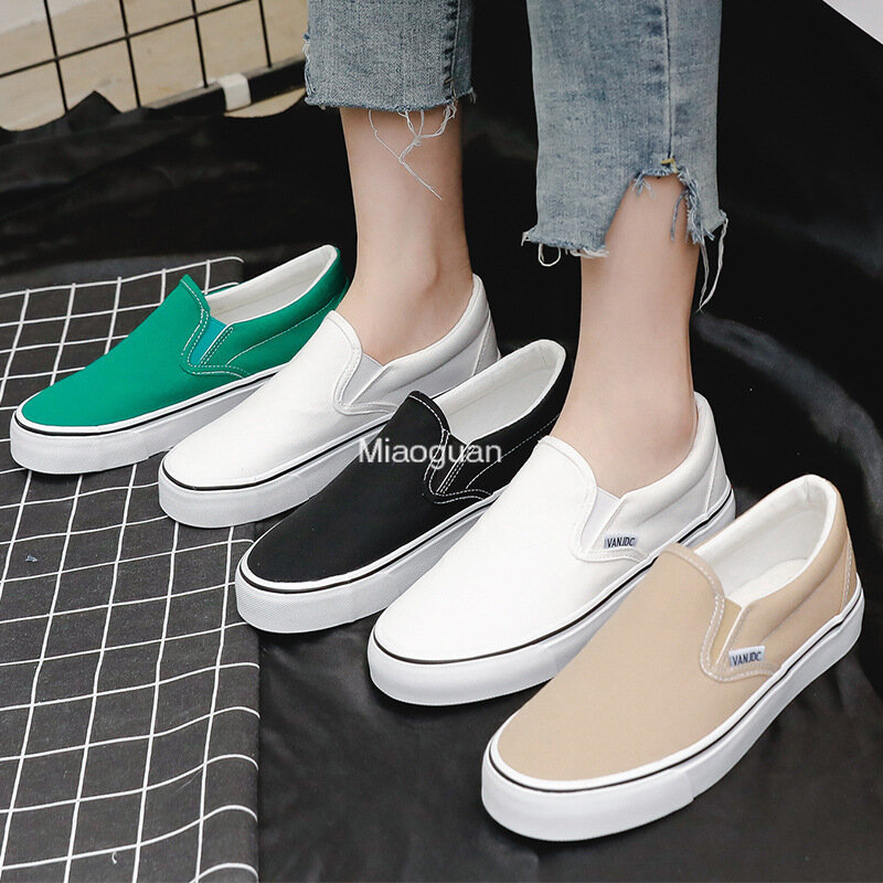 White Canvas Shoes Women Couple Slip on Flat Comfortable Casual Shoes Fashion Platform Ladies Vulcanized Shoes Zapatillas Mujer