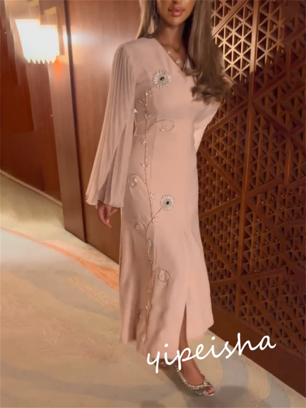 Prom Dress Saudi Arabia Classic Modern Style Formal Evening V-Neck A-line Beading Satin Bespoke Occasion Dresses
