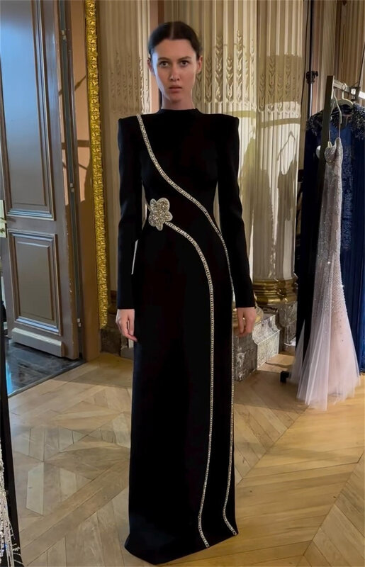 Vestido de baile de cetim a linha, vestido formal, gola alta, Arábia Saudita, estilo moderno simples, ocasião personalizada