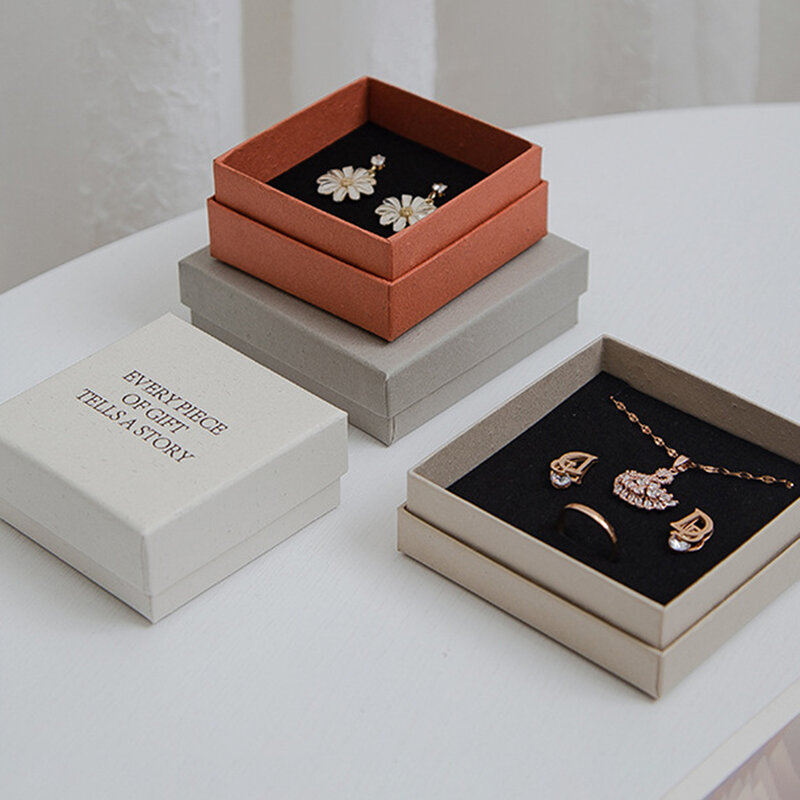 繊細な正方形のジュエリーボックス,1ピース,女性用のジュエリーディスプレイケース,ネックレス,イヤリング