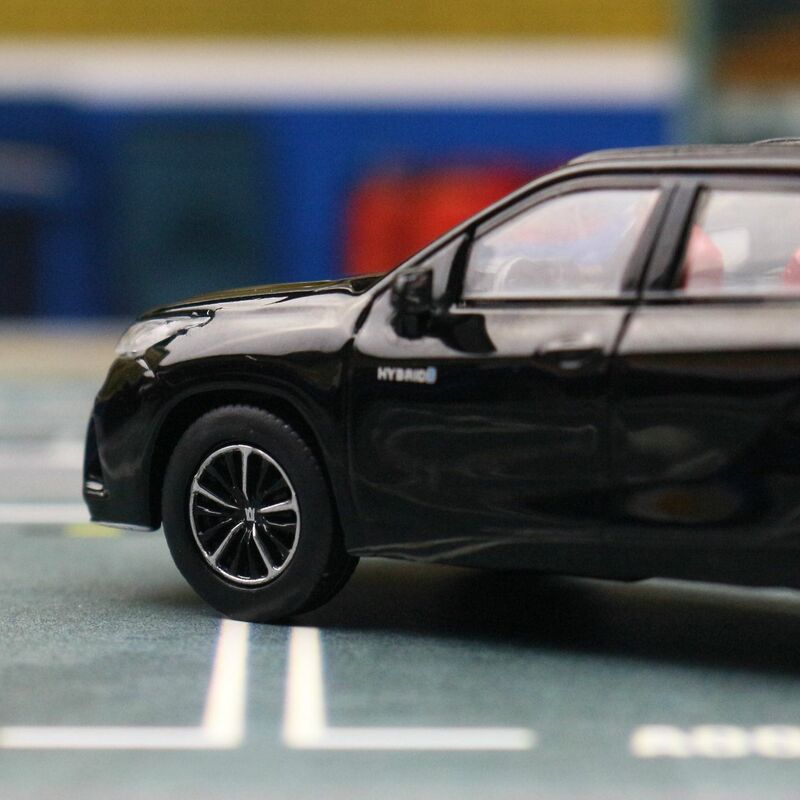 Modelo en miniatura de TOYOTA Crown Kluger, vehículo de juguete SUV Premium JKM 1/64, ruedas gratis, aleación fundida a presión, colección de regalo, 1/64