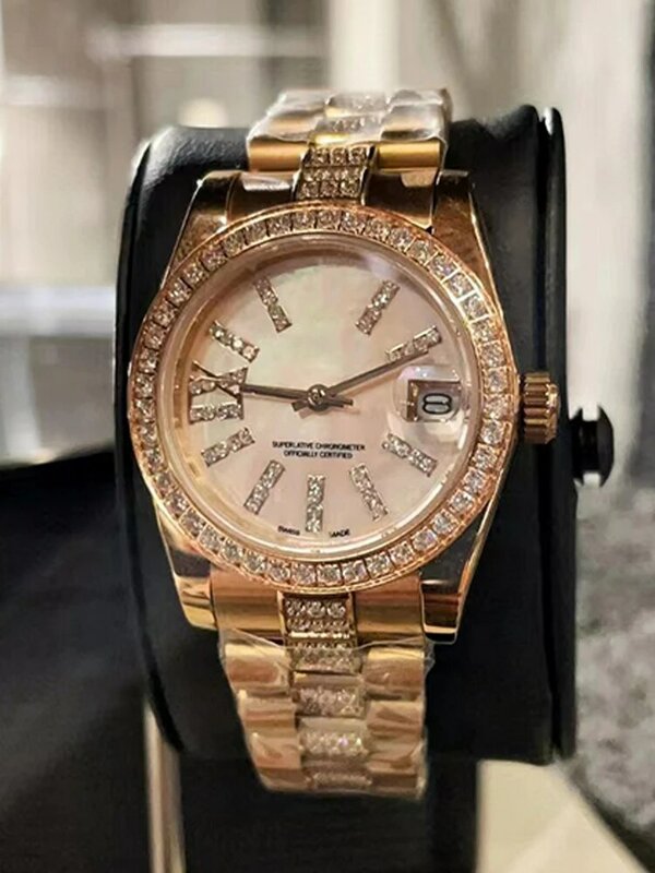 Designer steel diamond-set integrated case with calendar Quartz watch 2024 Women's new watch Fashion luxury watch