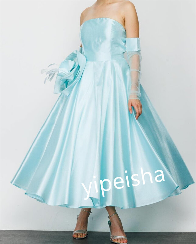 サテンの花のイブニングドレス、ストラップレスミディスドレス、ライン、besta妖精のシーン