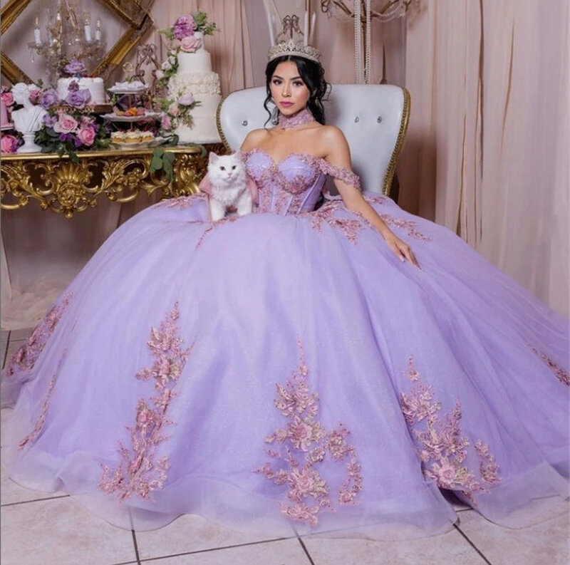 Liliowa księżniczka Quinceanera ubiera suknię balową z ramion aplikacje słodkie 16 sukienek 15 Años Custom