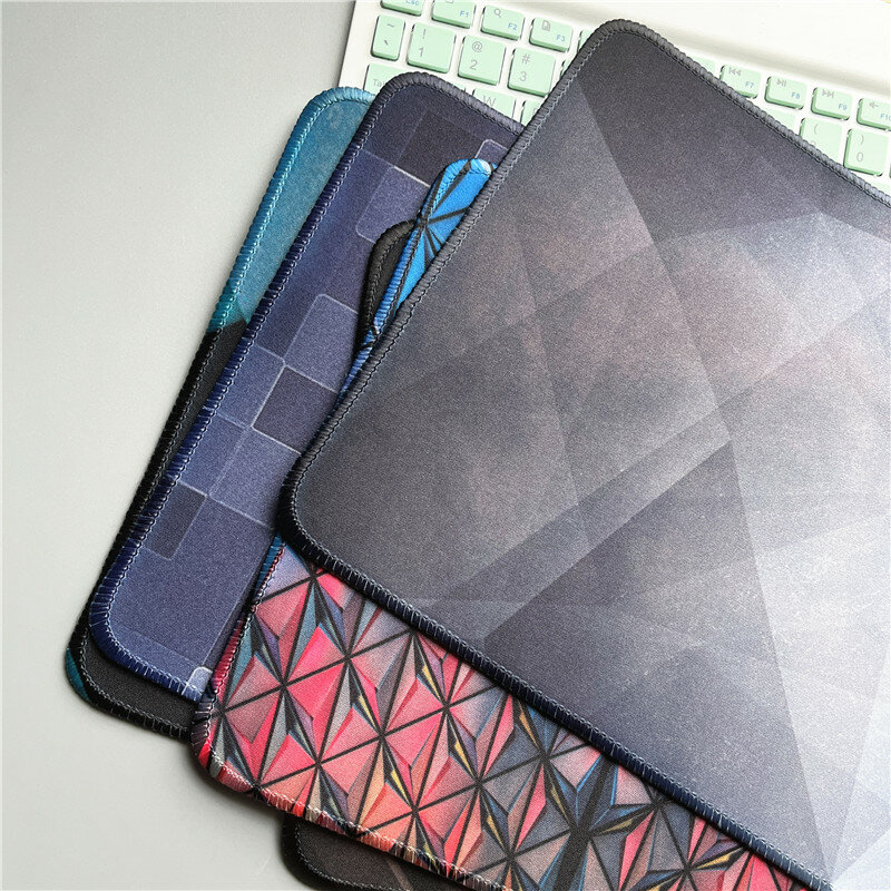 Gaming Laptops Small Mouse Pad Wrist Protector Mouse Pad Black Grid Office Supplies Desk Accessories Luxury Notebook Accessories