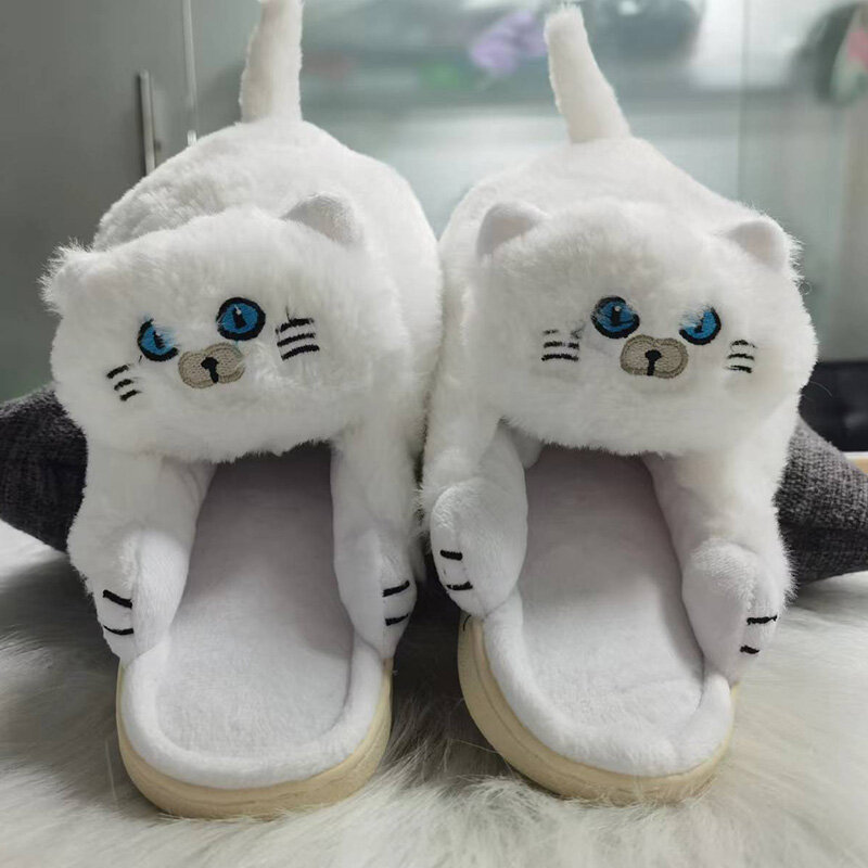 Przytulanki przytulić kot kapcie kobiety mężczyźni zima domu slajdy Kawaii buty z podeszwą Furry kapcie dziewczyna białe muły śmieszne słodkie prezent kapcie